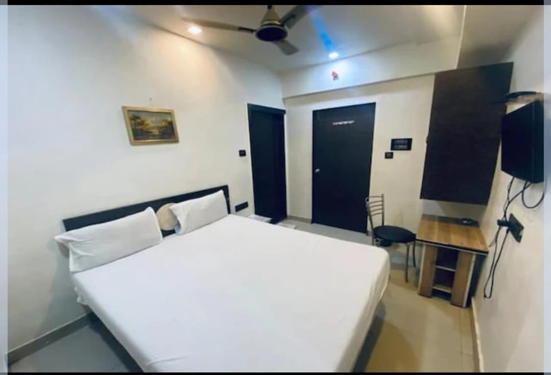 Shubham Residency Mahape Hotel Navi Mumbai Exterior foto